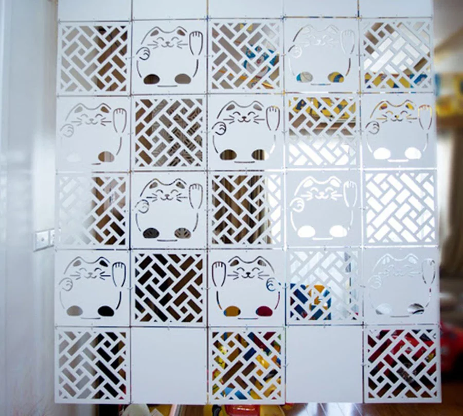 vách ngăn nhựa hoa văn